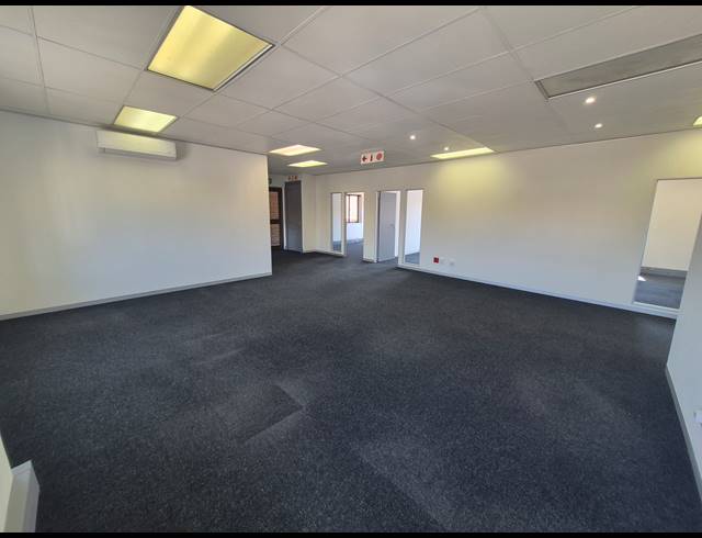 244M² OFFICE TO LET IN RIVONIA
